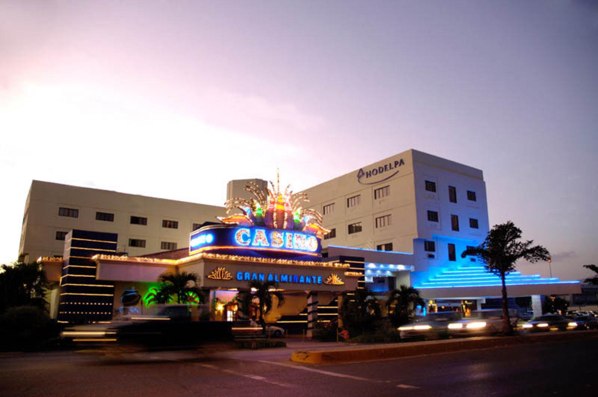 Hotel Hodelpa Gran Almirante Santiago De Los Caballeros Exteriér fotografie